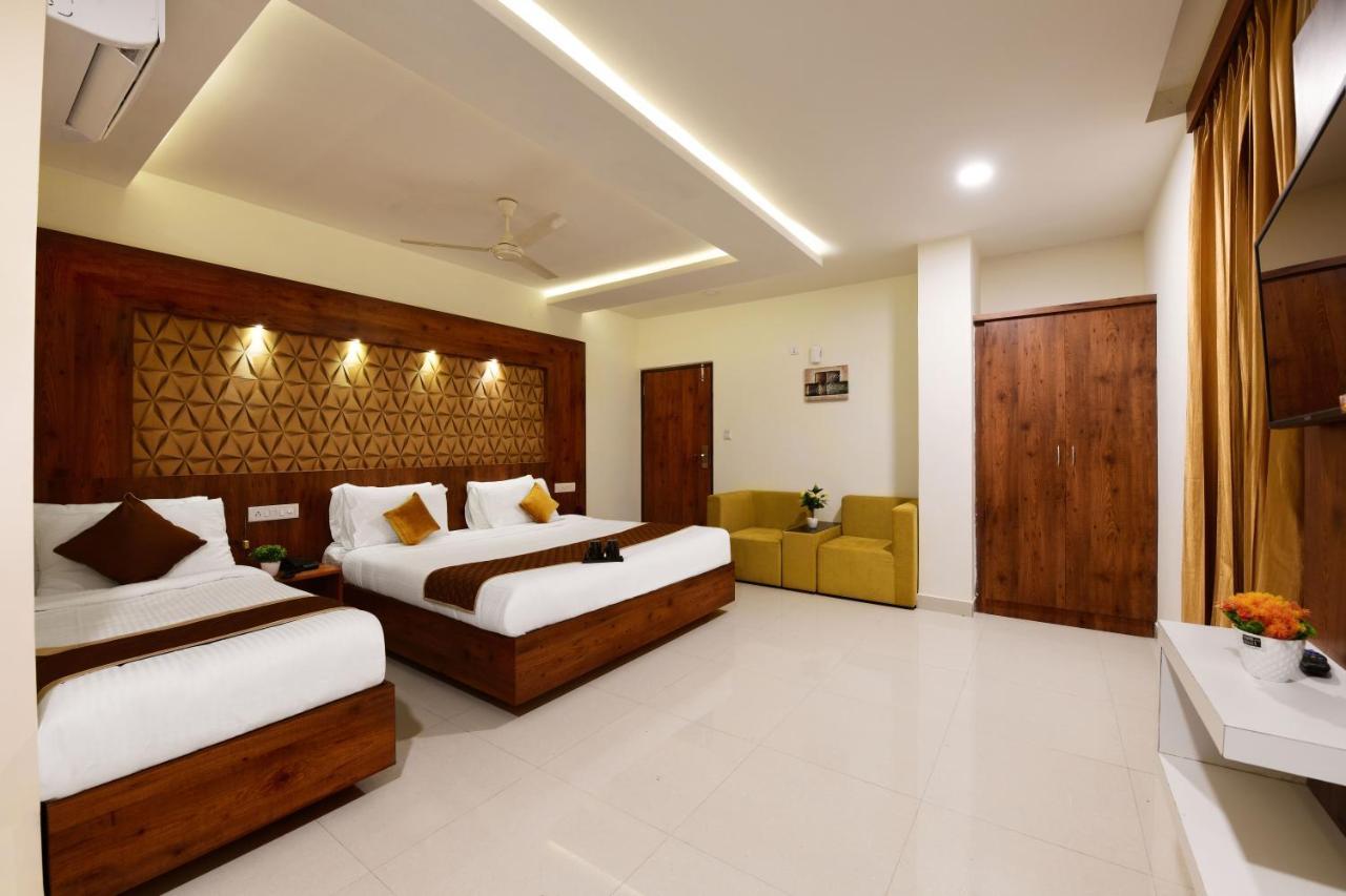 Hotel Bv Colours By Rivido, Begur Main Road 班加罗尔 外观 照片