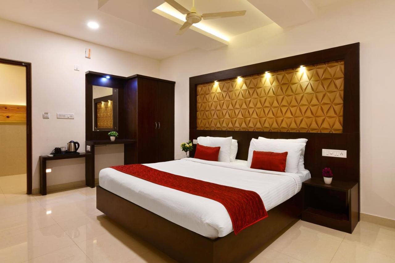 Hotel Bv Colours By Rivido, Begur Main Road 班加罗尔 外观 照片